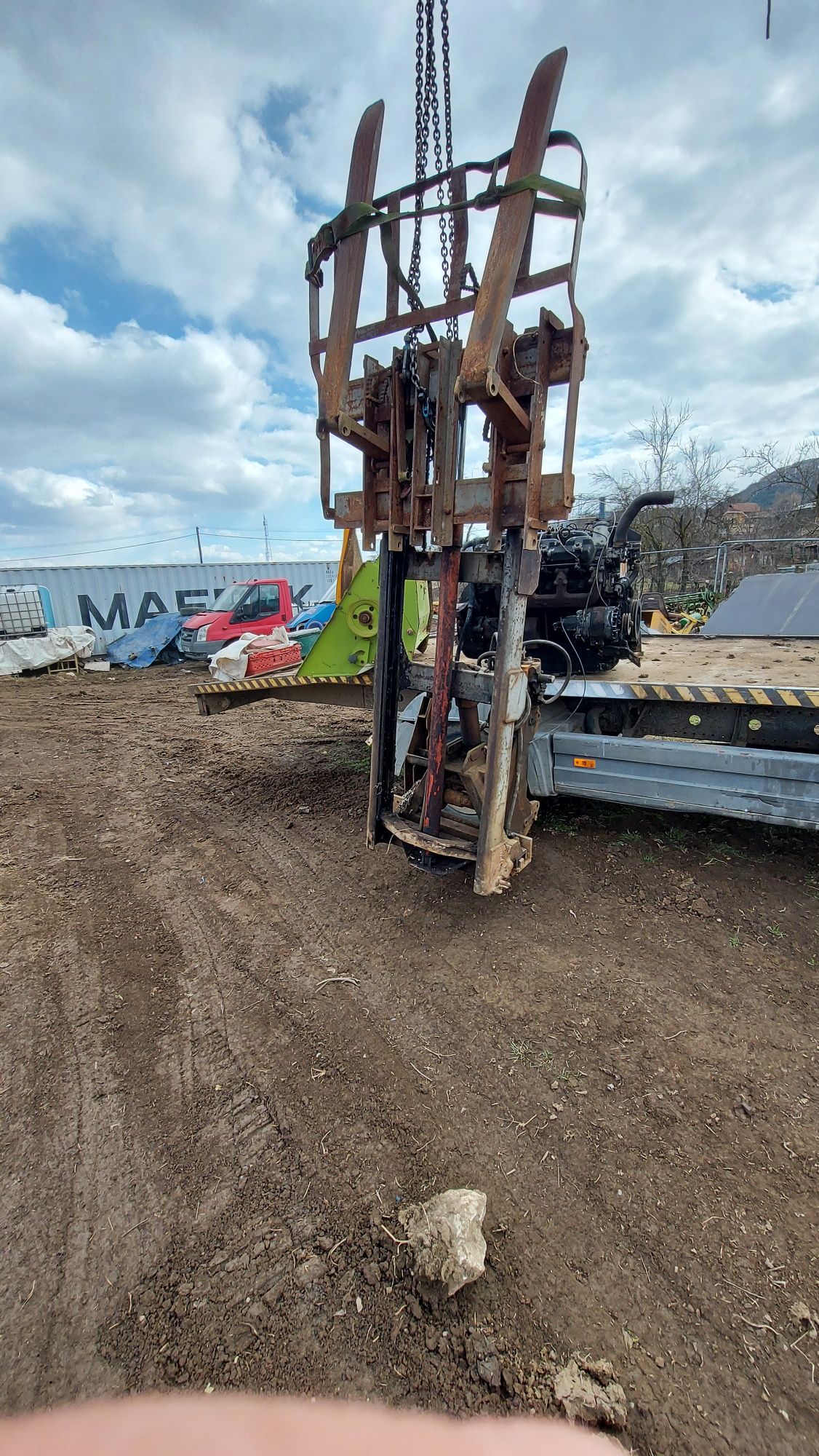 lift tractor in tirant