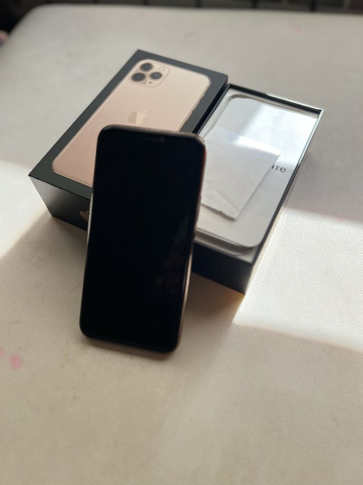 Iphone 11 pro gold