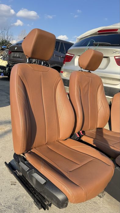 BMW F30 Кожен салон