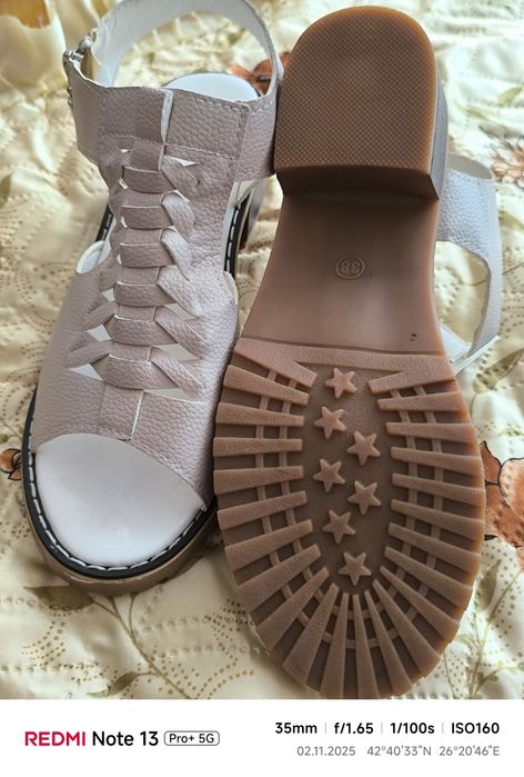 Дамски сандали стилни