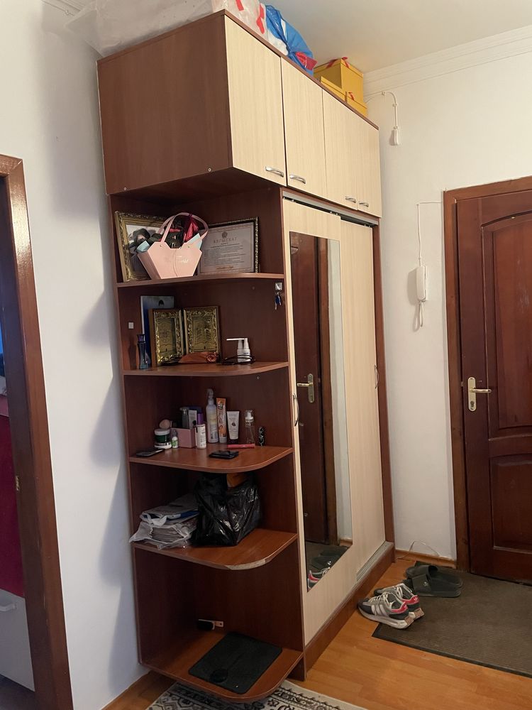 Продам стенку, диван турецкий , прихожку