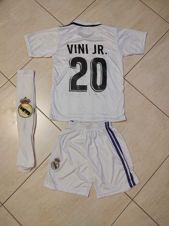 Екип + Калци ВИНИ 2023г Реал Мадрид Real Madrid VINI JR Винисиус НОВО