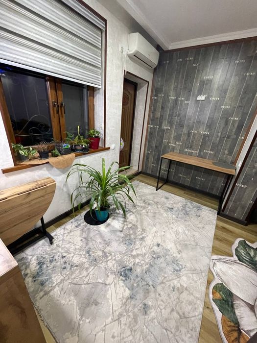 Продаётся квартира Юнусабад-19, 2-3/1/4, после ремонта.