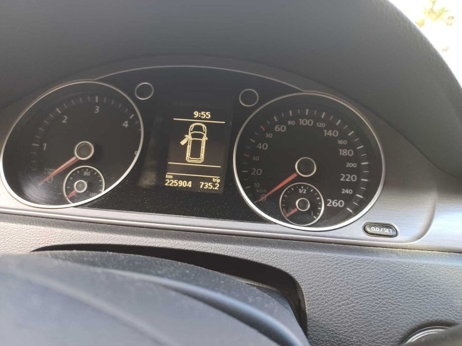 Volkswagen PASSAT TDI Intretinut, revizii la zi