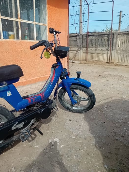 Vând Piaggio Și 19