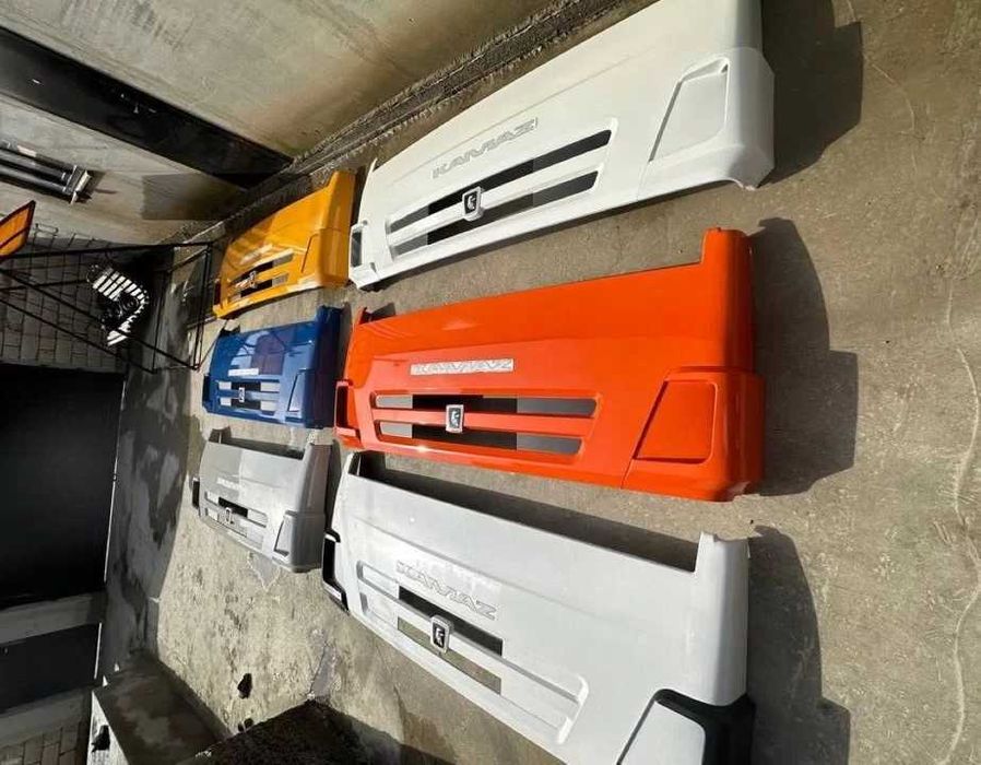 Капот откидной пластиковый КАМАЗ-65115, 6520 ЕВРО (Рестайлинг КАМАЗ)