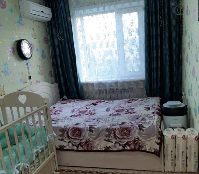 Двуспальная кровать