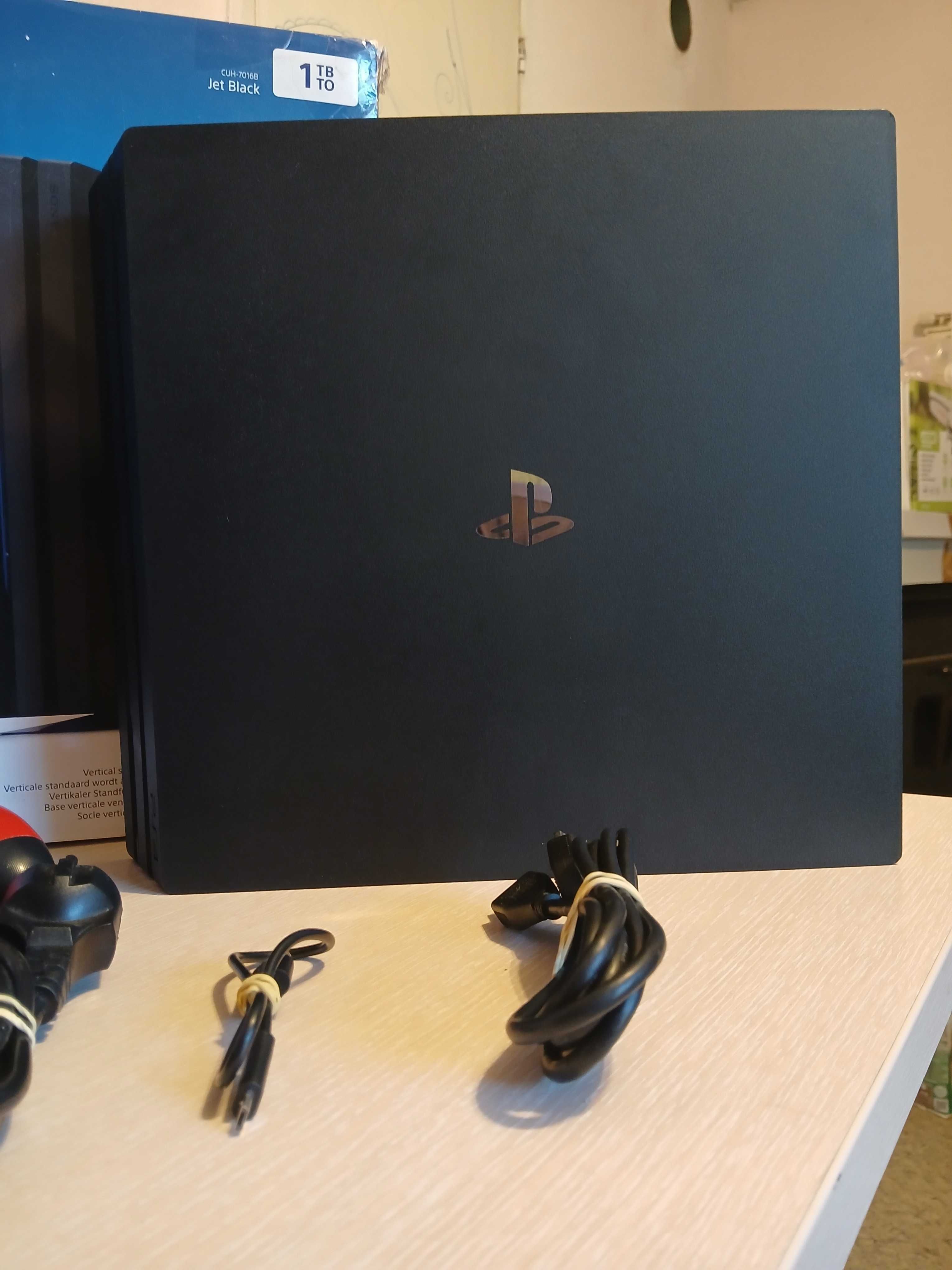 С ГАРАНЦИЯ 1Г Sony PlayStation 4 Pro PS4 1TB профилактиран и проверен