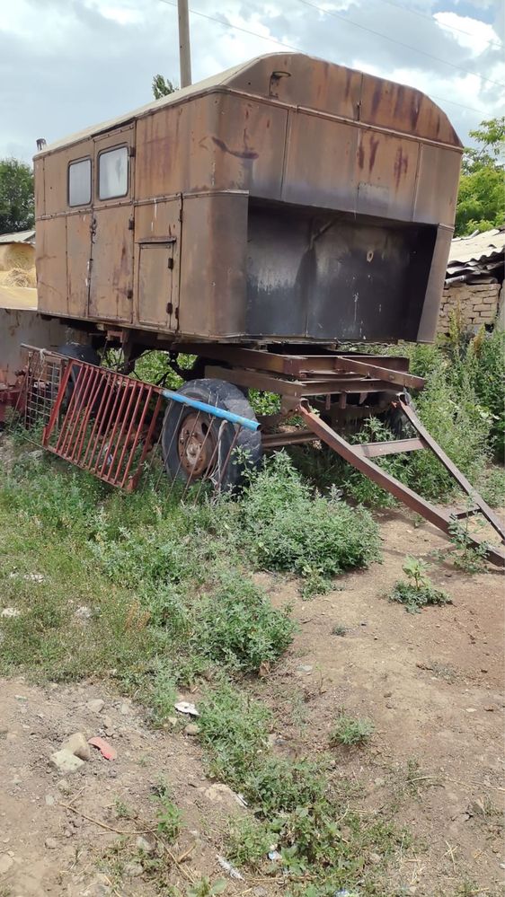 Продам кунг прицеп