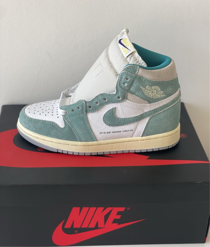 Jordan 1 Retro Turbo Green Air White Hyper Royal Grey