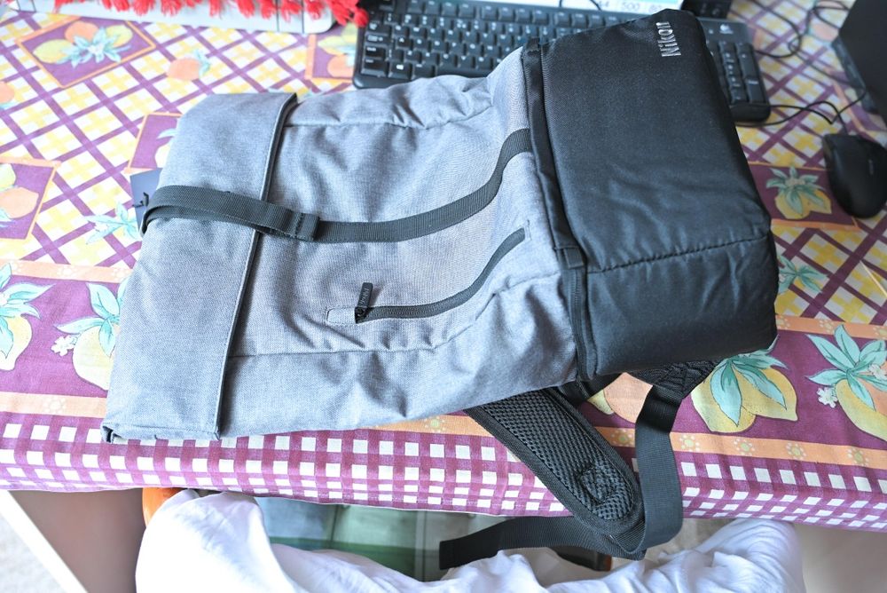 Rucsac nou pentru aparatul foto Nikon Z6iii laptop, seria VA