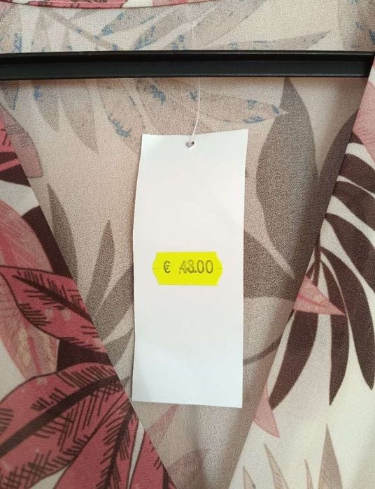 Rochie plisată nouă cu etichetă