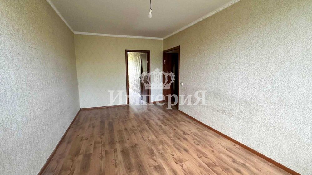 Продам 3 комнатную квартиру Назгуль Империя