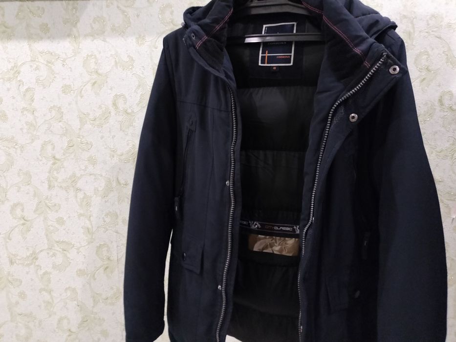 Зимняя куртка, очень теплая, в хорошем состоянии