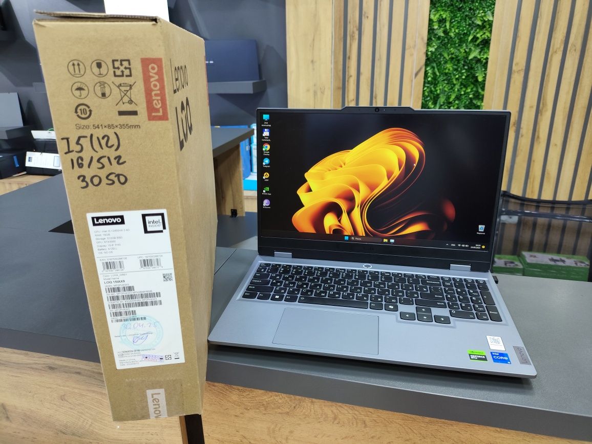 Lenovo loq 15iax9 i5-12450HX 16GB ddr5 rtx 3050 6gb