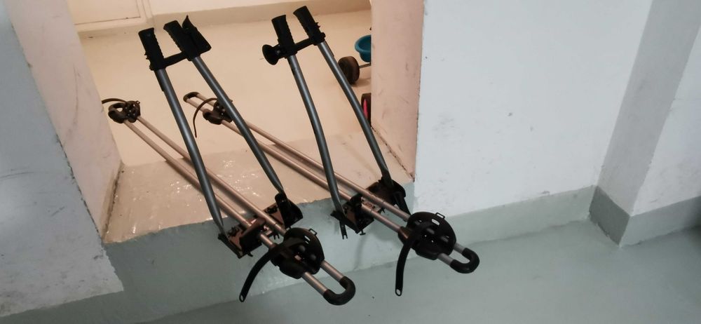 Pachet suport biciclete Thule FreeRide 532, 2 buc,pe bare transversale