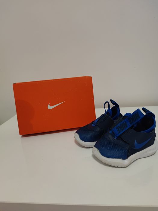 Маратонки Nike 17 номер