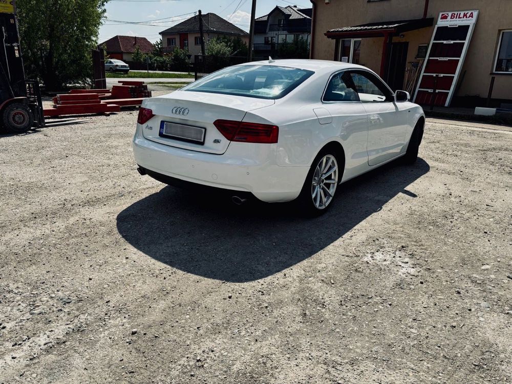 Vand/Schimb Audi A5 coupe.