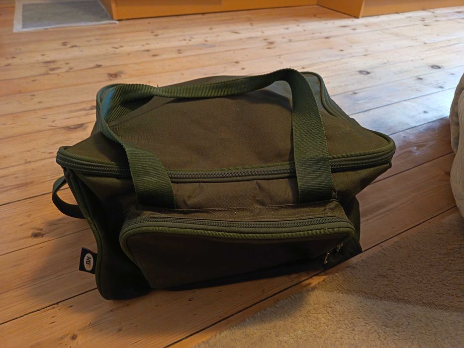 Сак за принадлежности и топчета