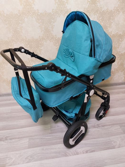 Коляска детская,в очень хорошем состоянии!!!