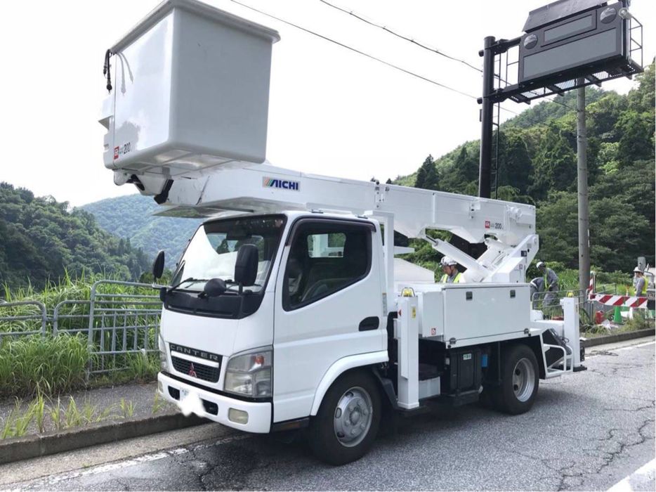 Услуги автовышки 15-18 метров агп кобра вышка