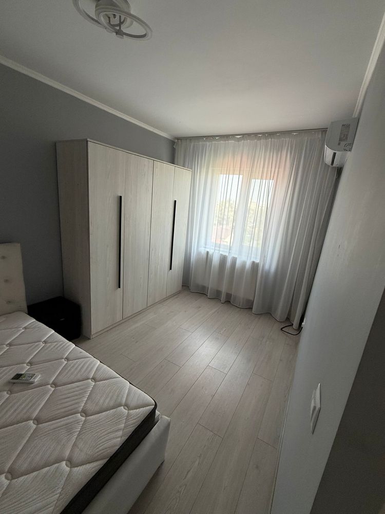 Inchiriez apartament 3 camere