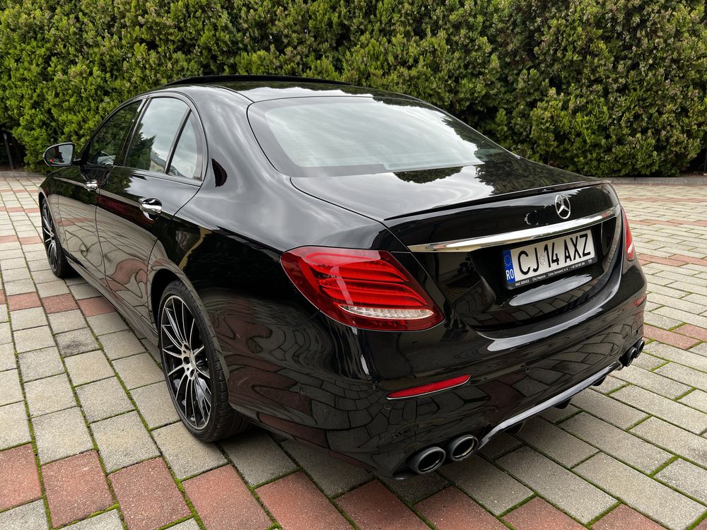 Mercedes-Benz E53 AMG