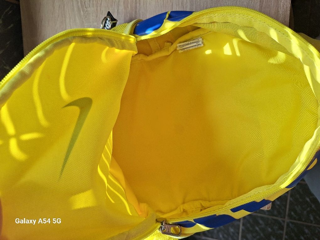 Като нова раничка Nike