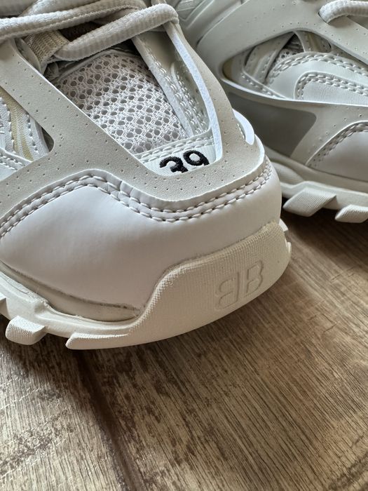 Balenciaga Track