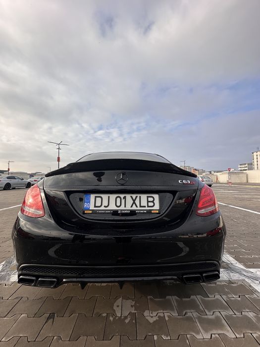 Mercedes C 63 S AMG