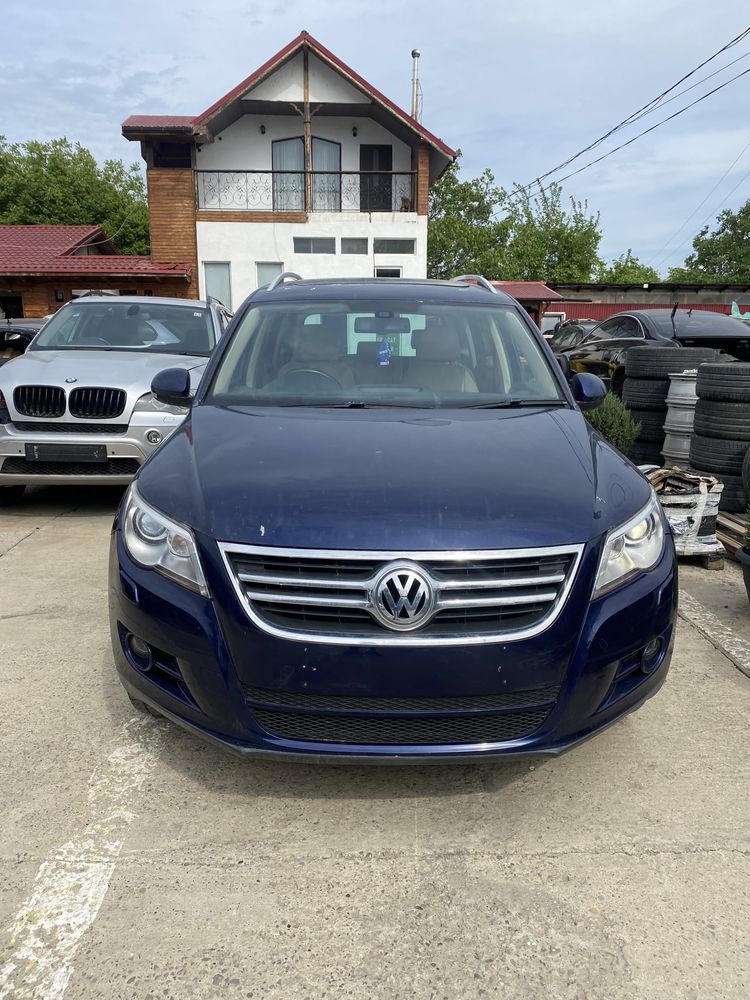 Tapițerie plafon interior cu panoramic Volkswagen Tiguan 2009