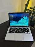 Macbook Pro RETINA i5 - 16GB - IRIS - SSD - 2K 2560 x 1600 - Bat 5ore