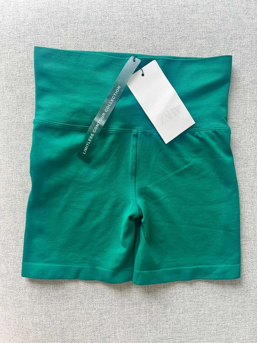 Zara нови спортен къс клин M-L размер, дантелени бели панталонки M