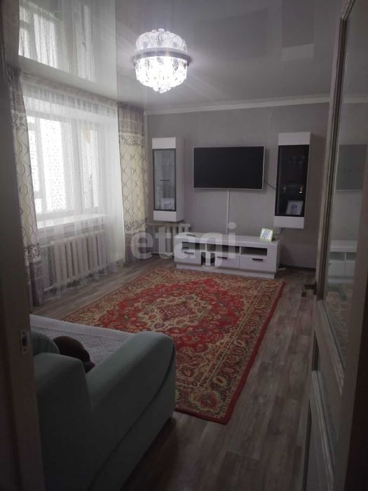 Продам 2 комнатную квартиру