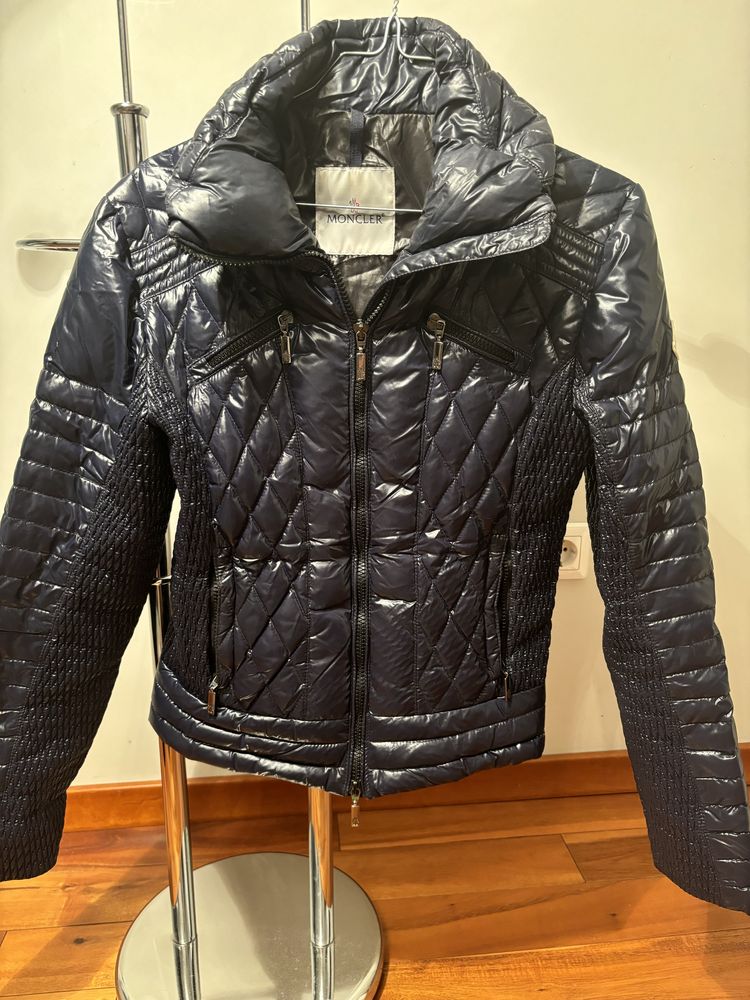 Яке естествена кожа GUESS/Яке MONCER