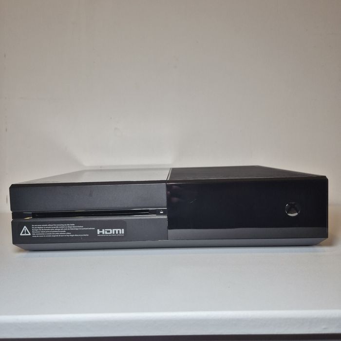 Consolă Xbox One 500GB fără Controller