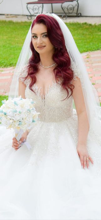 Vând rochie de mireasa tip prințesă