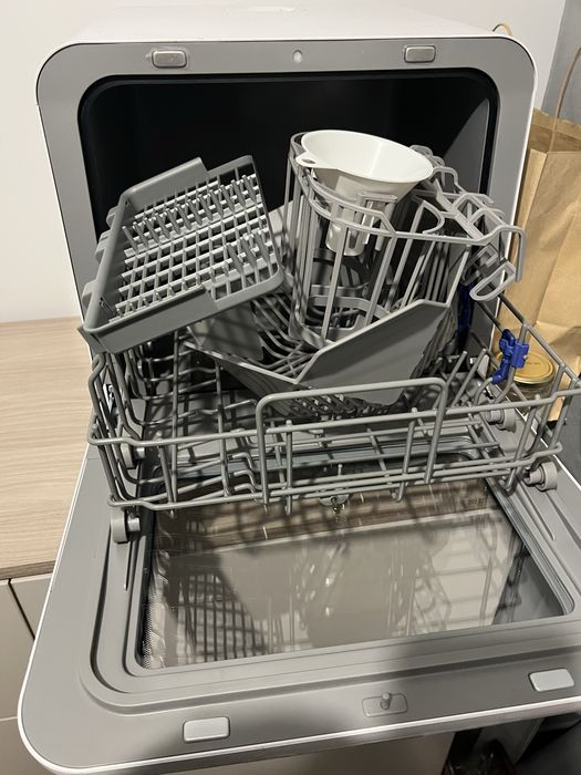 Mini-mașină de spălat vase