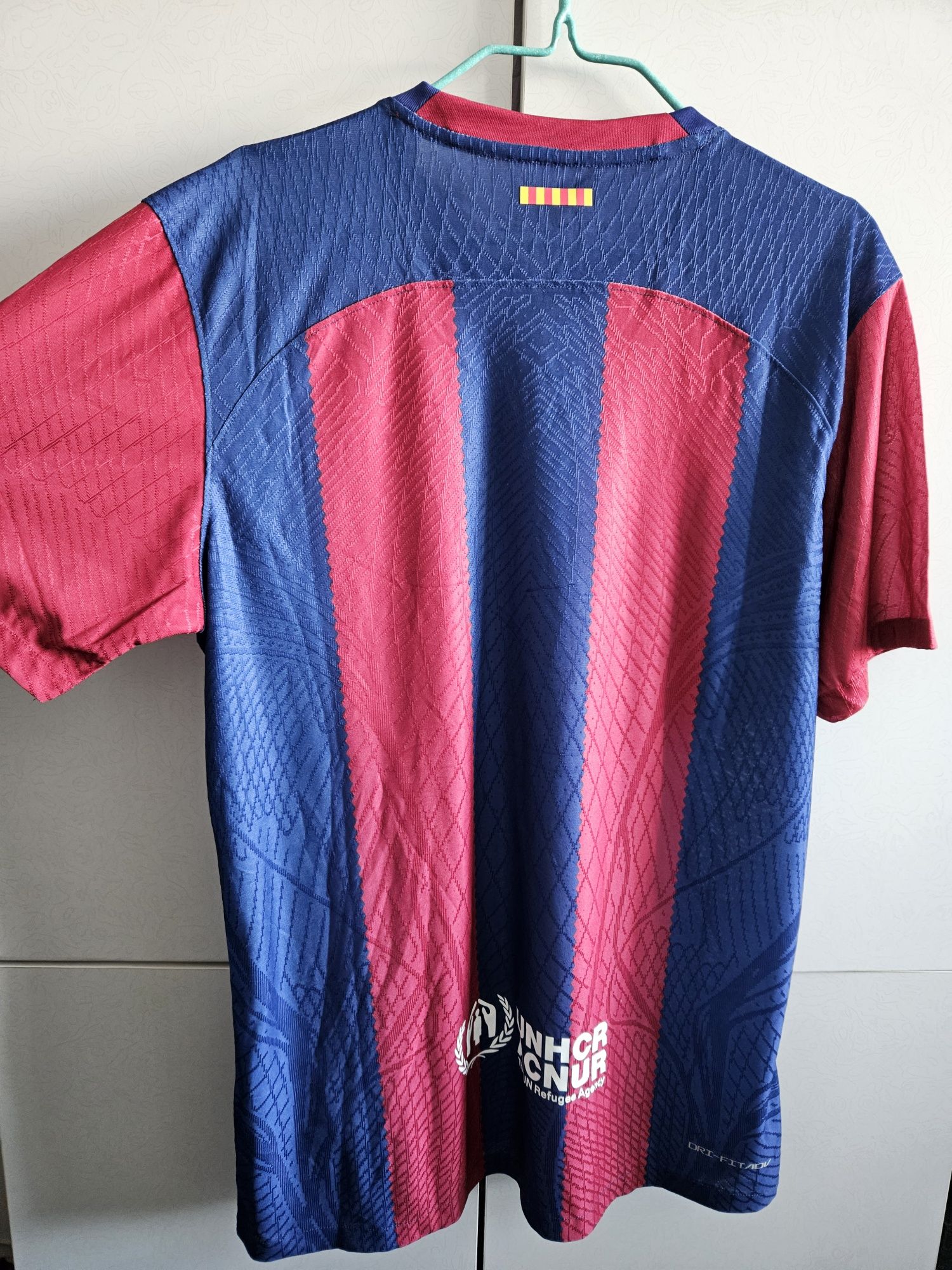 Мъжка футболна тениска на Барселона Nike Сезон 23/24 *Размер L/XL*