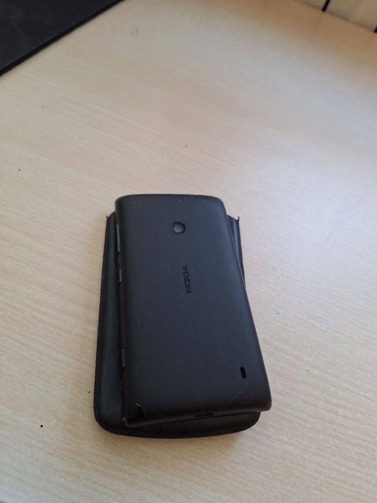 Nokia Lumia 520 смартфон