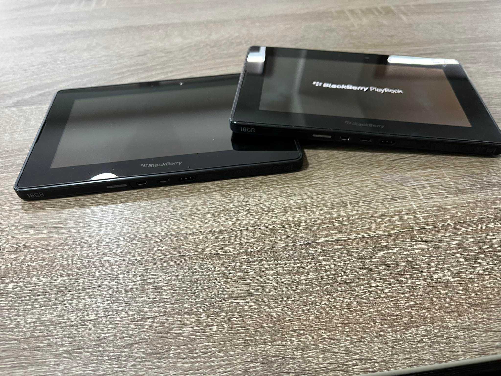 BlackBerry Playbook 16GB, черен цвят два броя
