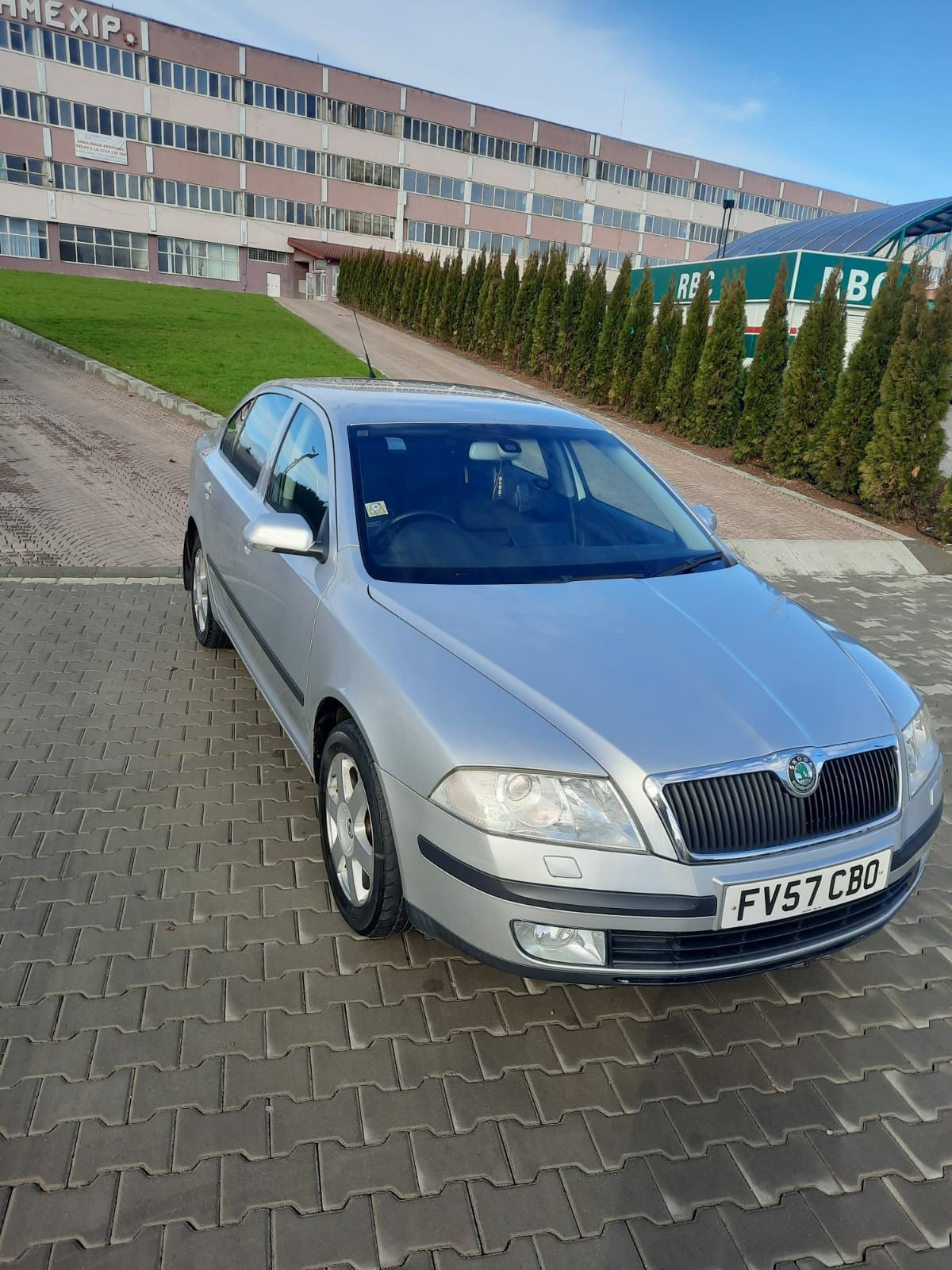 Dezmembrez Skoda Octavia 2 1.6 fsi