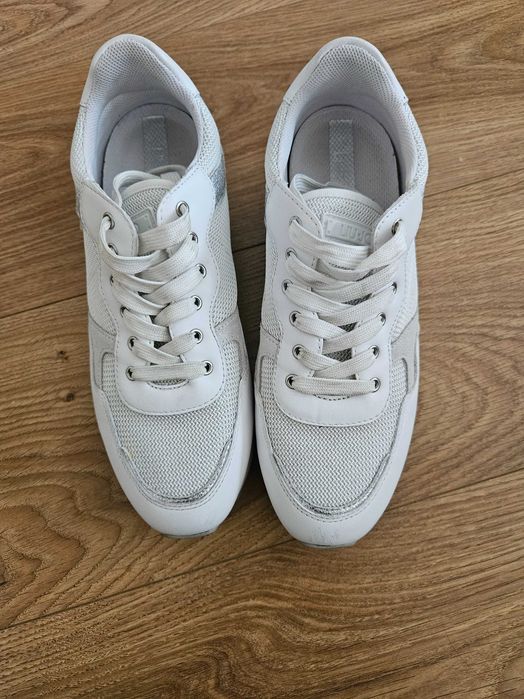 Бели Сникърси Liu Jo