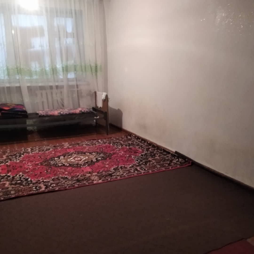 Срочно продаю 1/5/5эт.Яккасарай.ул кушбеги бывший общежитие текистил к