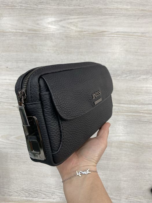 Барсетка с отпечатком пальцев