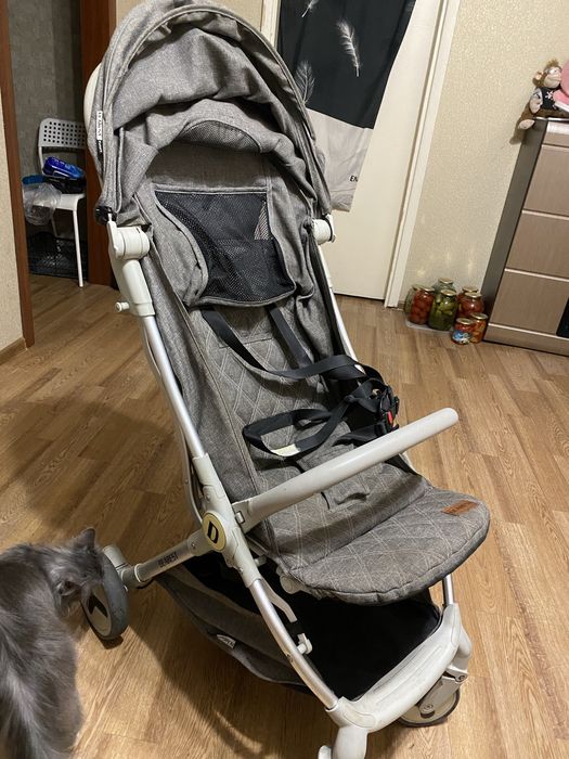 Продам коляску фирмы Dearest б/у