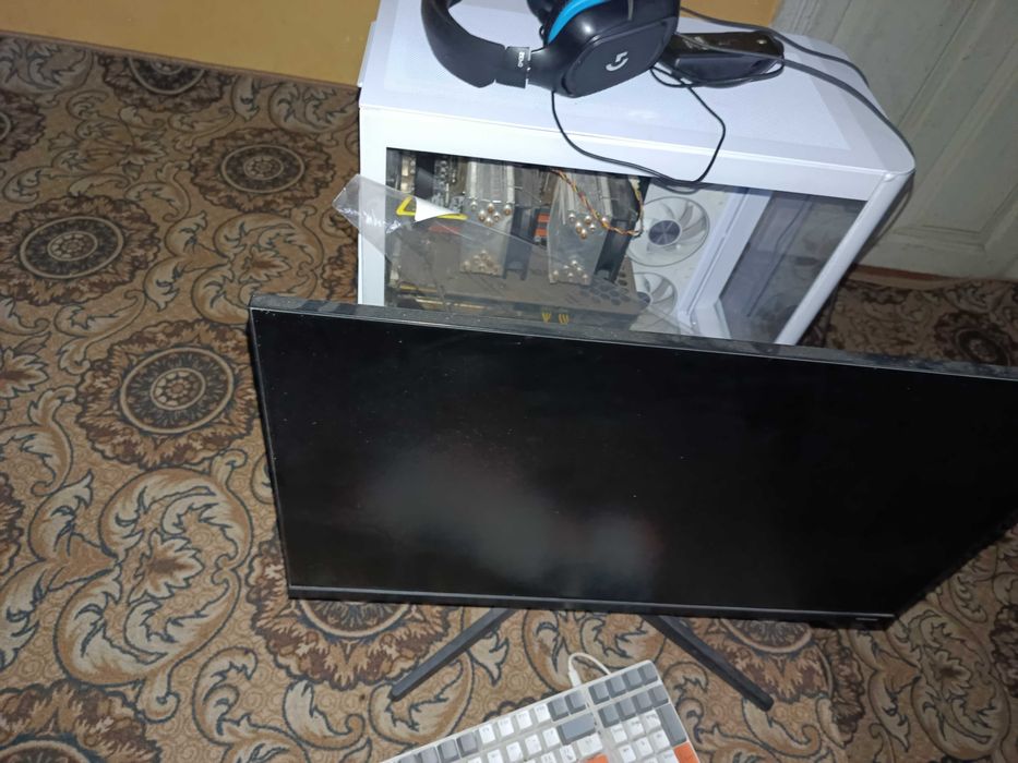 Компьютер сотилади