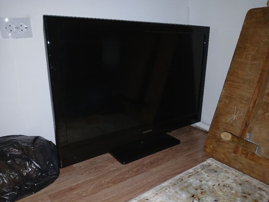 THOMSON телевизор срочно