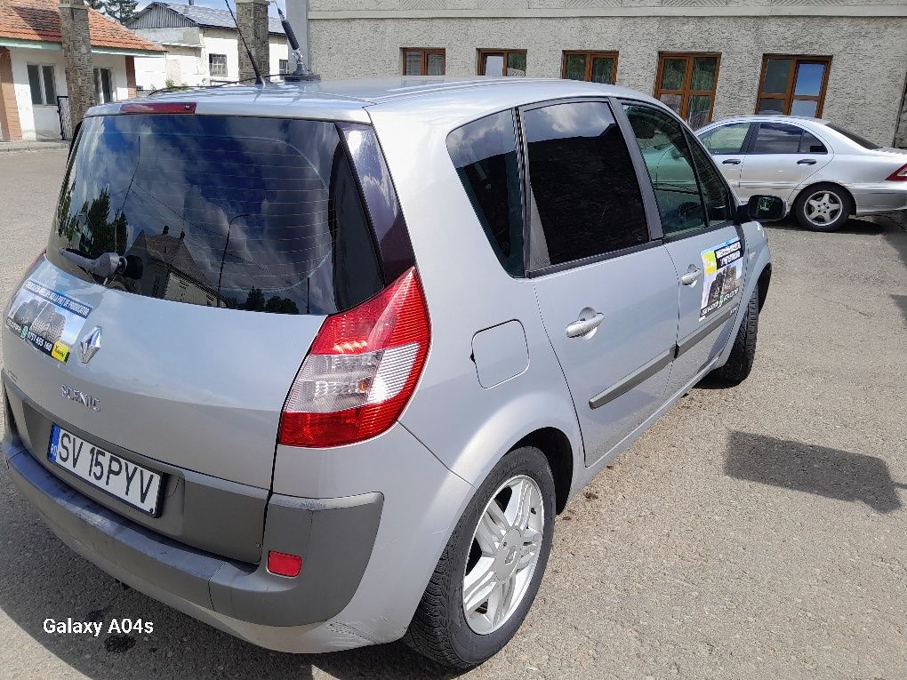 Renault scenic benzina