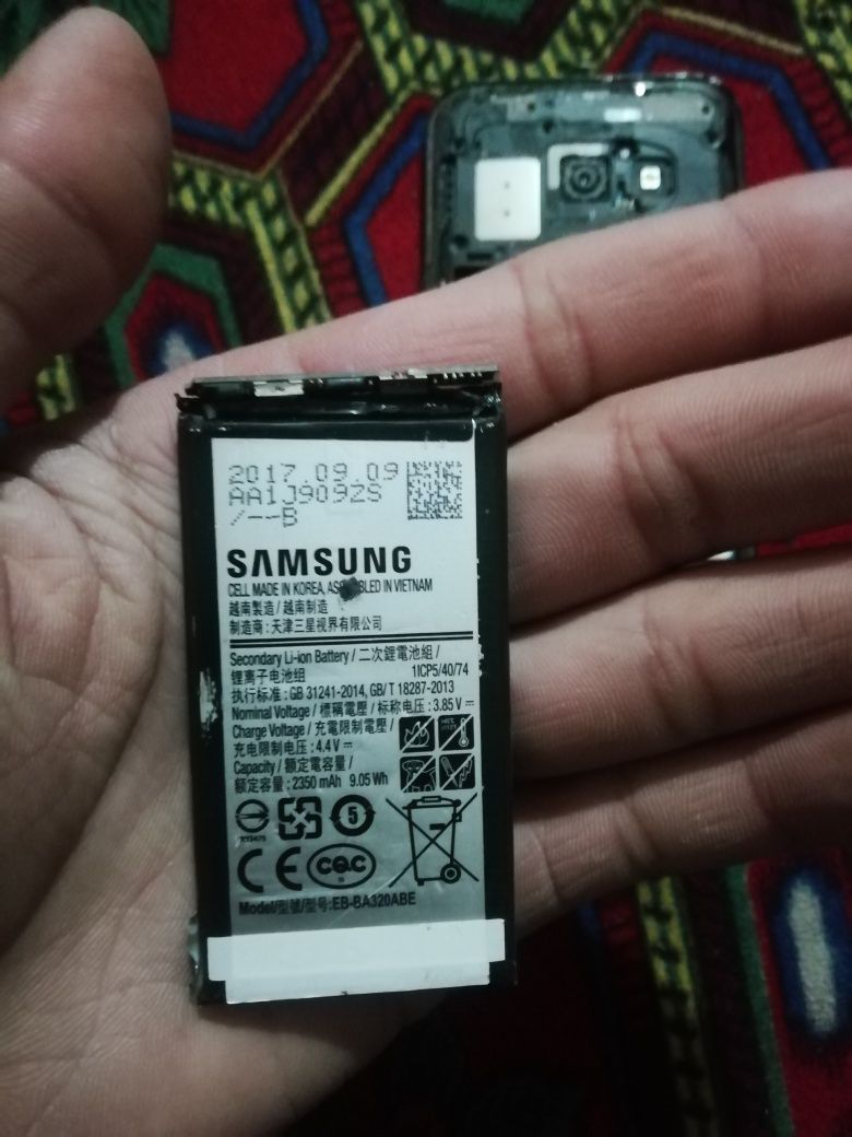 Samsung A3 2017 yil plata bilan bataryasi Sotiladi